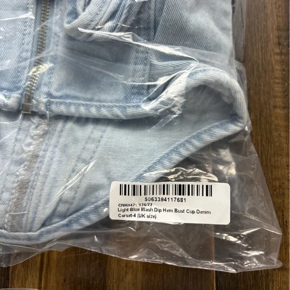 NWT PLT Light Blue Wash Dip Hem Bust Cup Underwire Denim Corset Top y2k - Picture 8 of 10